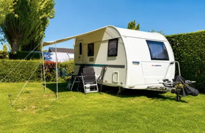Emplacements 8 Emplacement van, camping car, caravane, tente